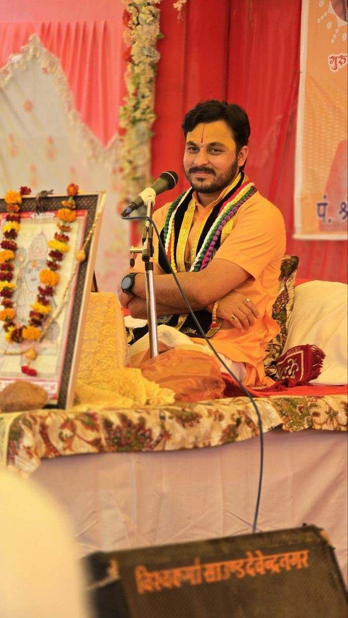 Pandit Devansh Sandeep Tripathi - Trimbakeshwar Jyotirlinga